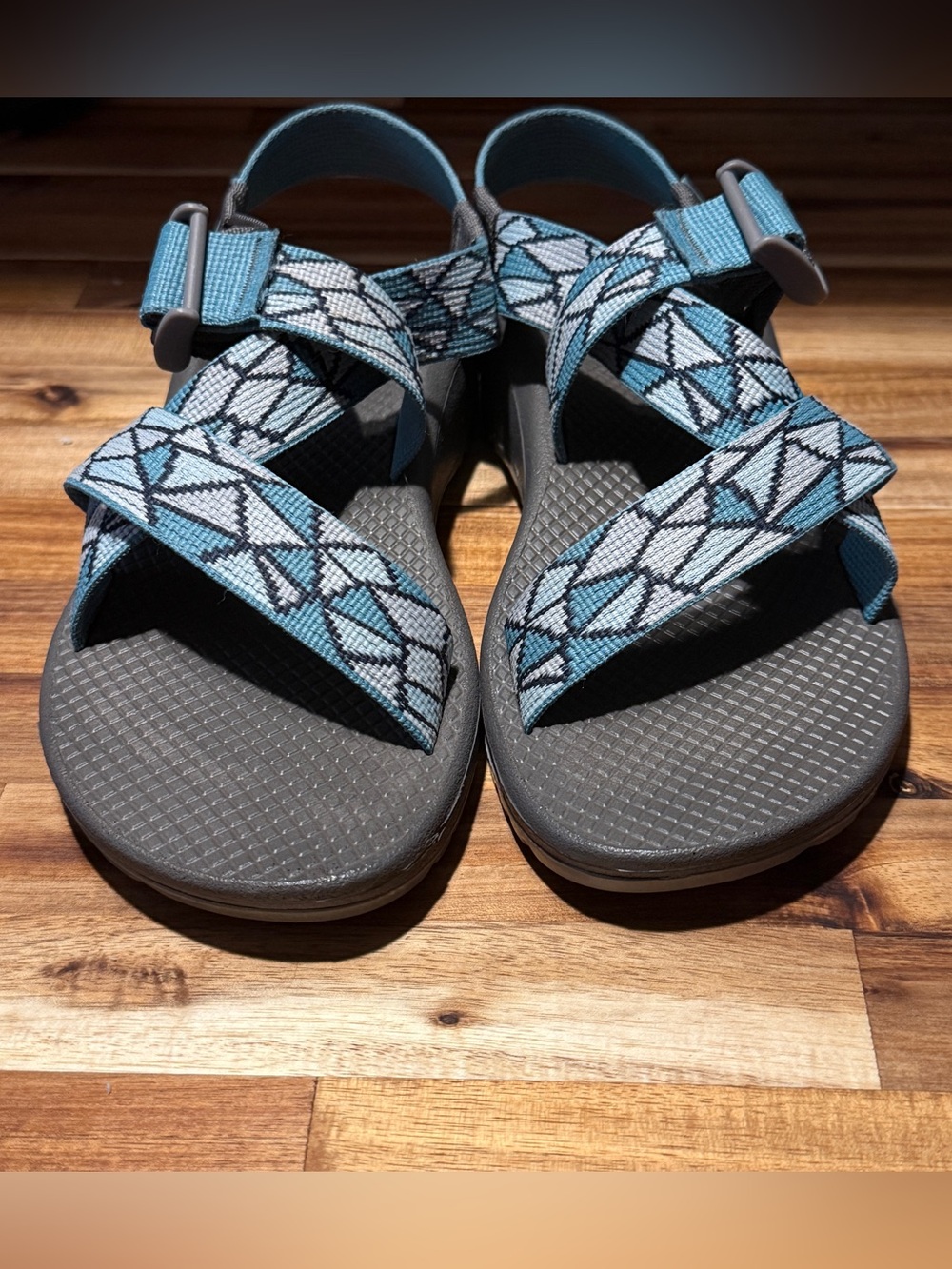 Chaco Z/Cloud Women's Hiking Sandals Blue Geometric Mosaic Size 8